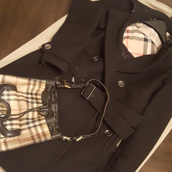 Burberry Jackets & Blazers - Burberry Coat size 4 hardly used Vintage purse